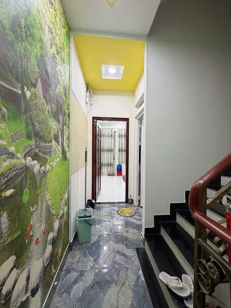 HXH – Ô TÔ NGỦ TRONG NHÀ – TRUNG TÂM BÌNH TÂN